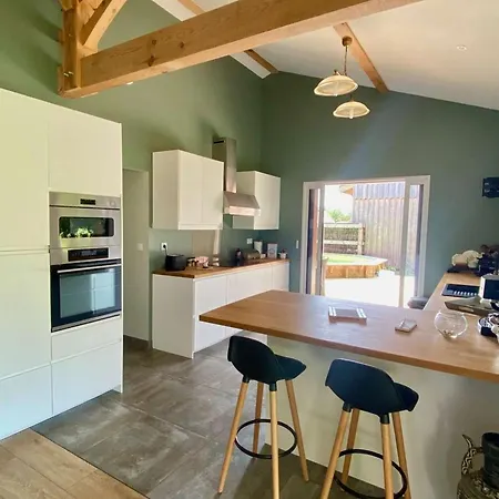 Maison Avec Animaux, Terrasse - 6 Pers. - Fr-1-881-5 * וייל-סן-ז'ירון